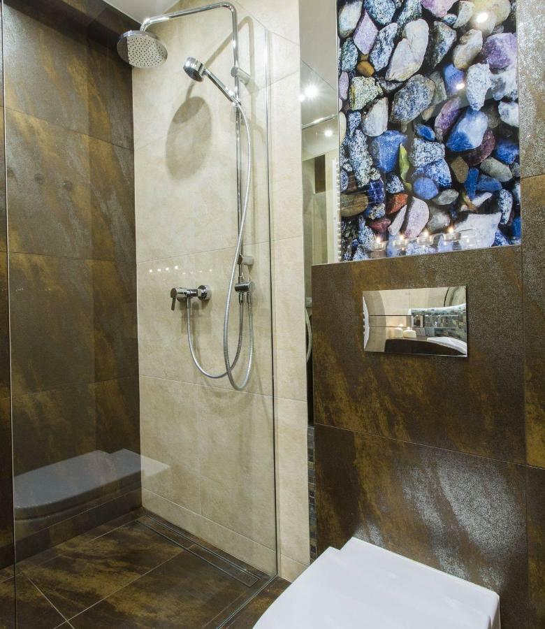 Apartament Tatrzanski Swit Z Tarasem 20M2, Garazem Podziemnym, Grota Solna Zakopane Exteriér fotografie